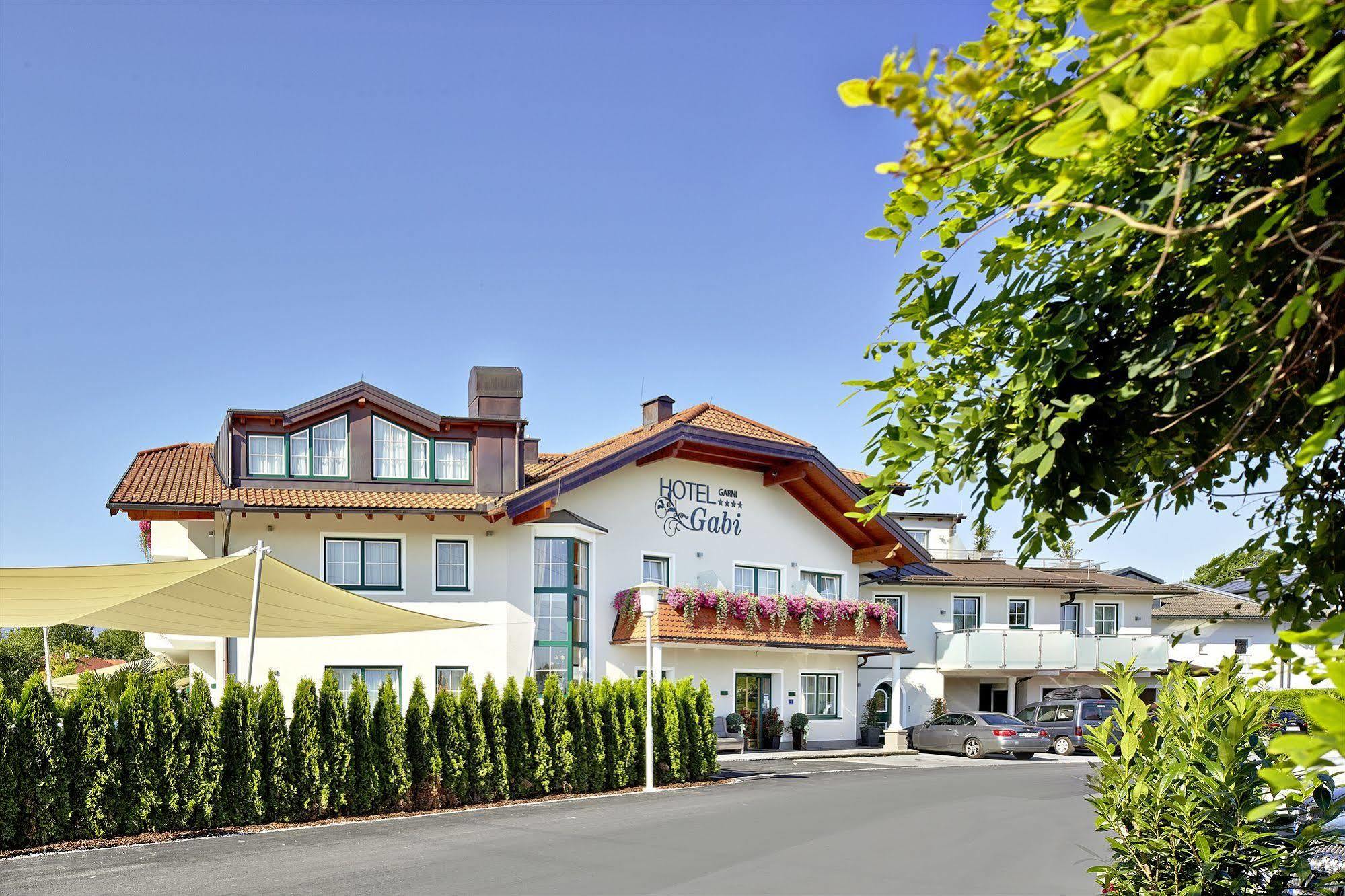 Hotel Gabi Wals-Siezenheim Exteriör bild